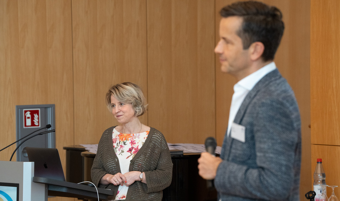 42C0EDB1-BE28-4A9B-BB0B-85A5D94D3FA1_1_105_c