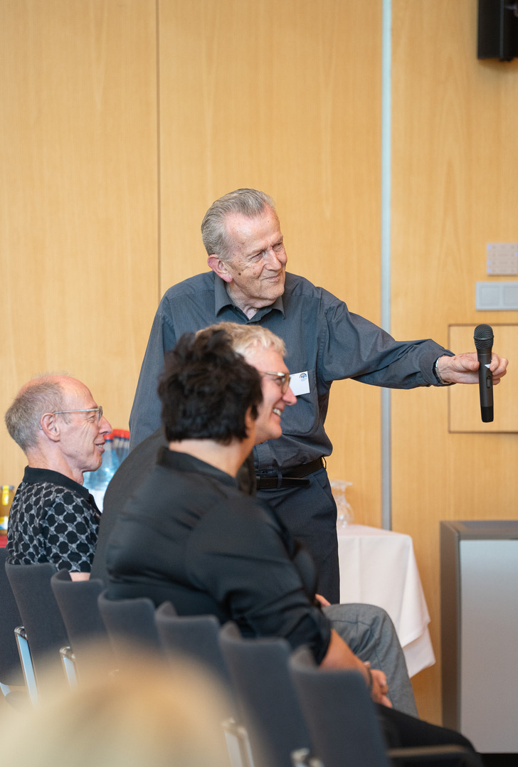 D93E955B-8E09-4FB5-B60A-91942625E13A_1_105_c